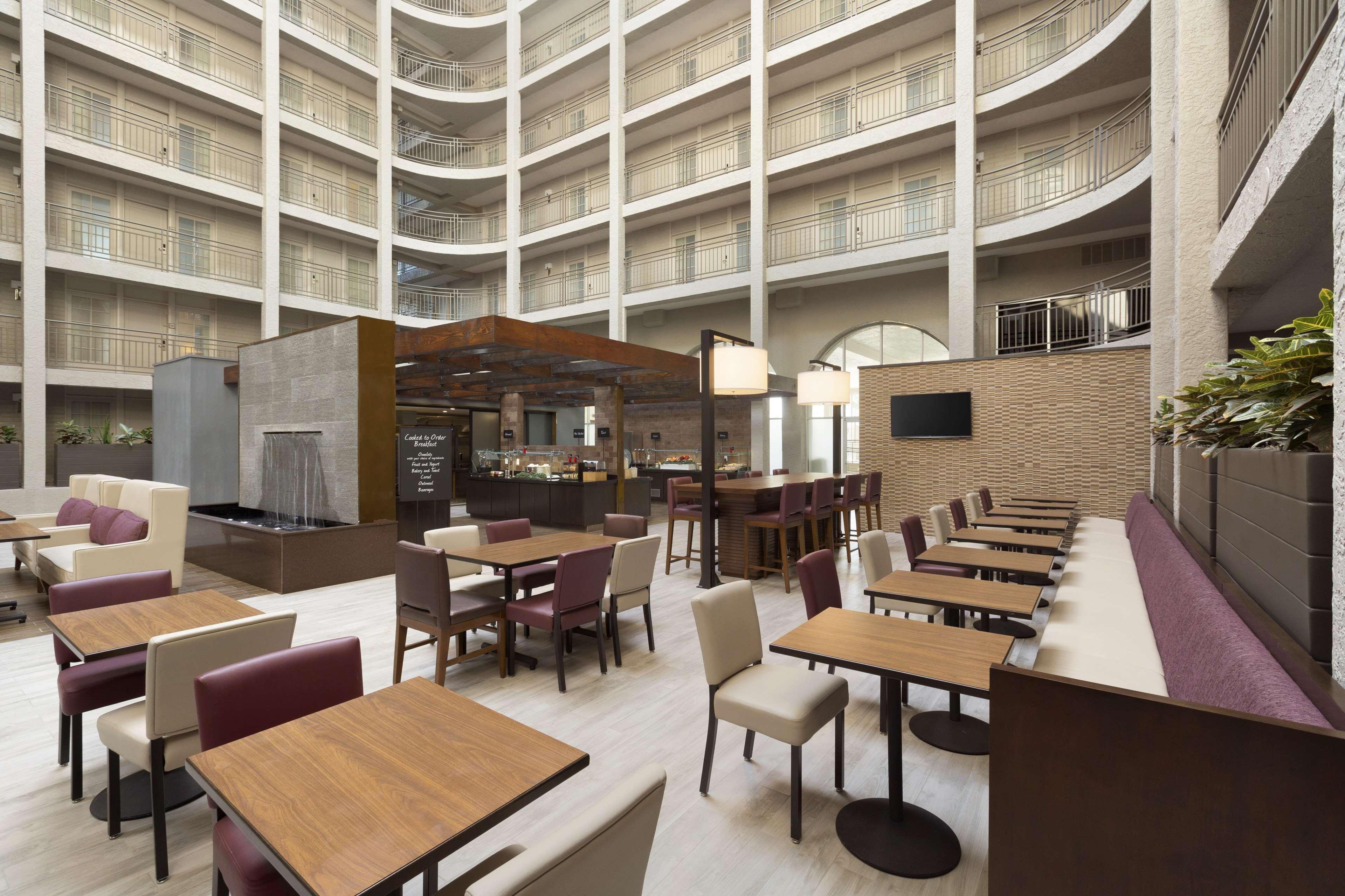 Embassy Suites By Hilton El Paso Exterior photo